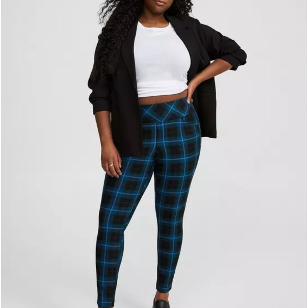 Torrid Pixi Luxe Ponte Skinny Pant